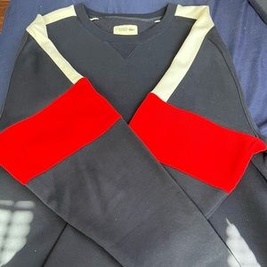 Lacoste Sweatshirt